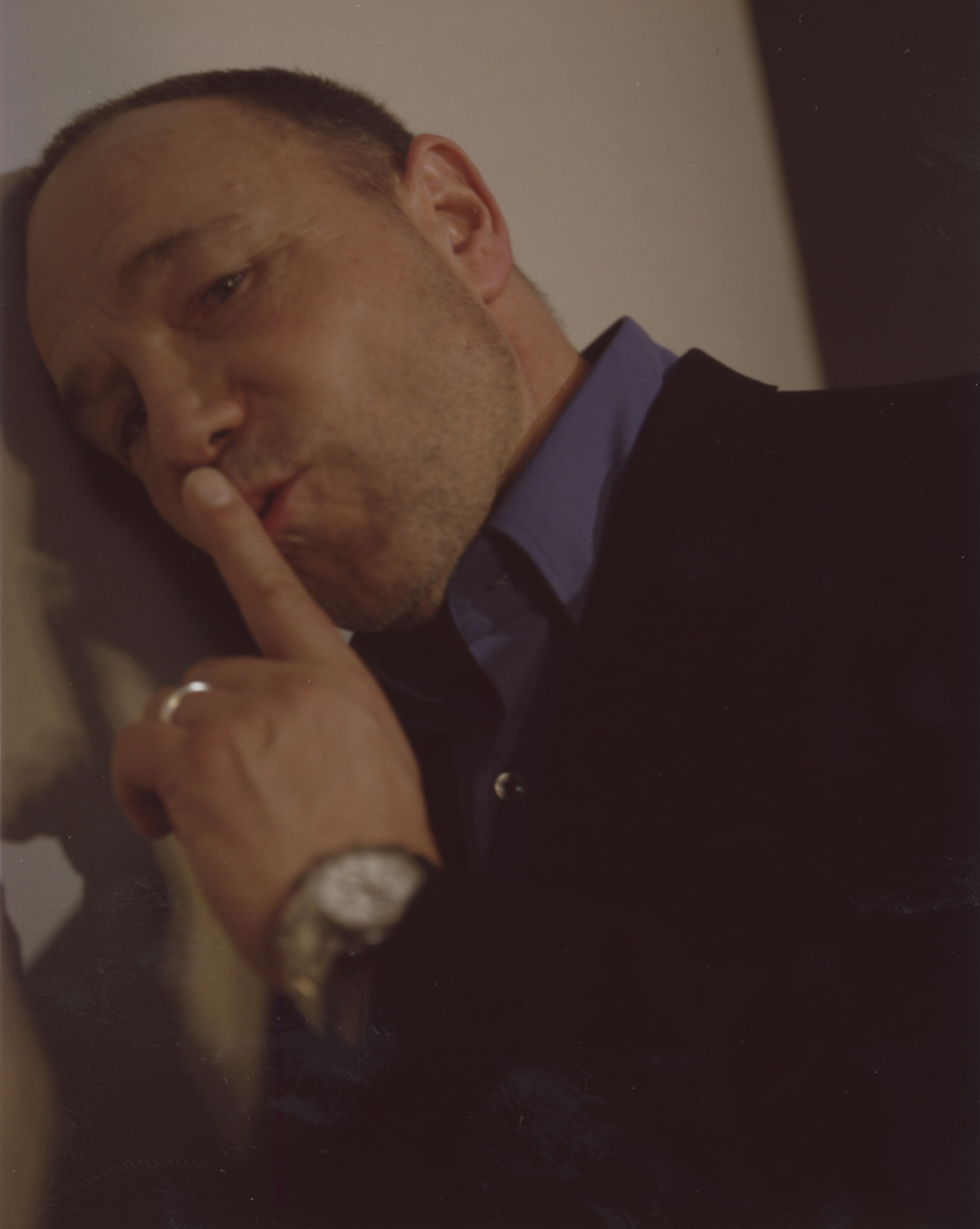 “Una de las mejores productoras de la historia, pero también una mujer con la que tengo la gran suerte de estar casado: mi esposa, Hannah Walters. Ya lo he dicho antes, pero tú me salvaste la vida. Tú me salvaste la vida”. — Stephen Graham en su discurso de agradecimiento. /Chantal Anderson/The New York Times