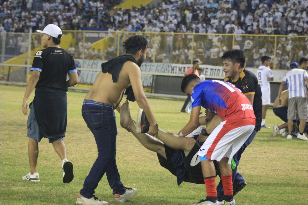 Estampida El Salvador