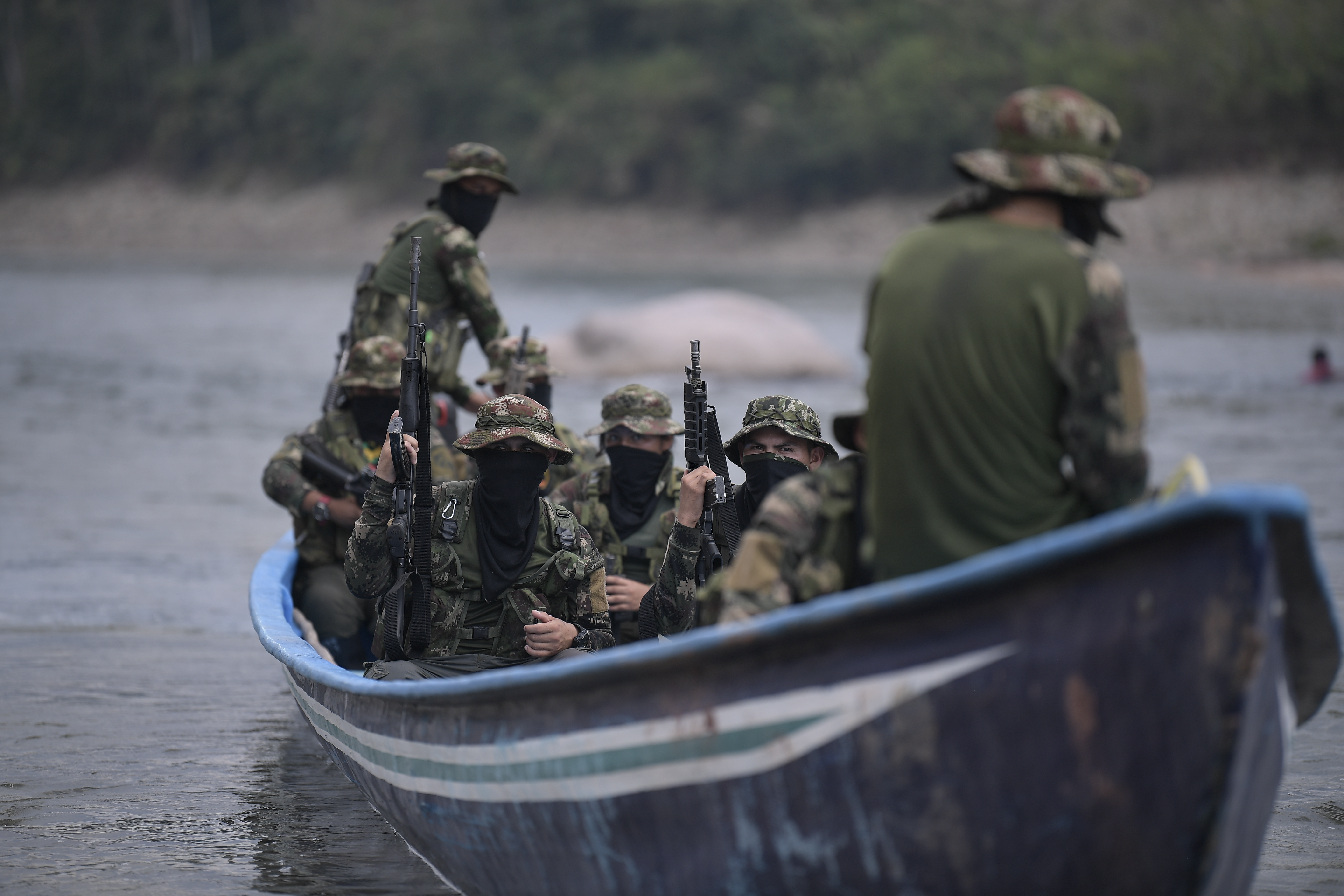 Tras 27 días, disidencias de las FARC levantan paro en ríos del Caquetá y Putumayo