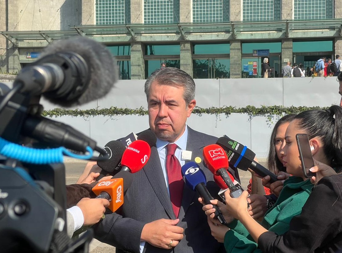Sanitas denuncia al superintendente de Salud por intervención de la EPS