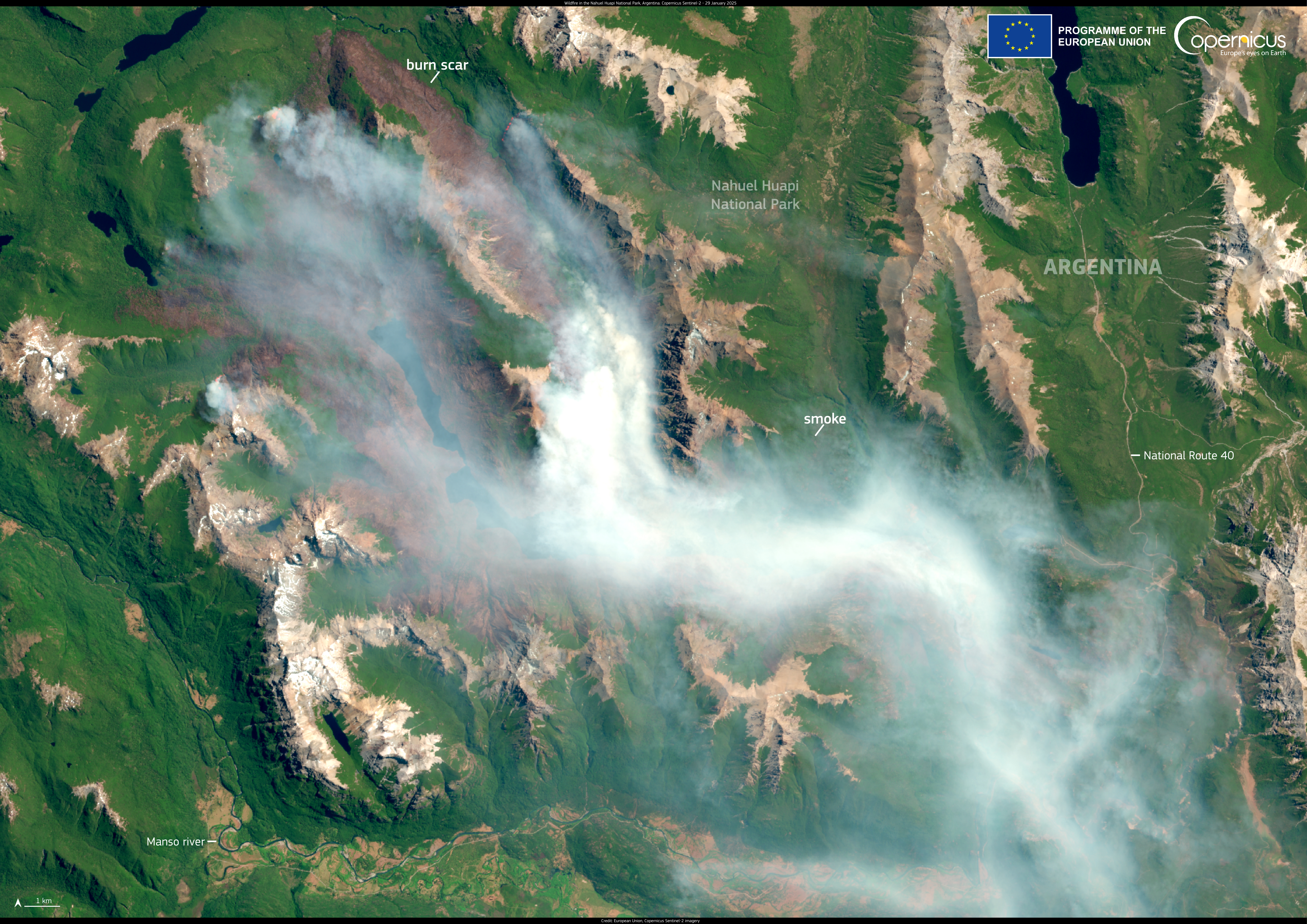 PARQUE NACIONAL NAHUEL HUAPI, 03/02/2025.- Imagen de satélite captada el pasado 3 de febrero por el Sentinel-2 que muestra el humo provocado por el incendio desatado tras una tormenta eléctrica el 25 de diciembre en el Parque Nacional Nahuel Huapi, cercano a la ciudad de Bariloche, en Argentina. El incendio ha calcinado más de 6.900 hectáreas. EFE/Copernicus Sentinel-2 imagery - SOLO USO EDITORIAL/SOLO DISPONIBLE PARA ILUSTRAR LA NOTICIA QUE ACOMPAÑA (CRÉDITO OBLIGATORIO) -