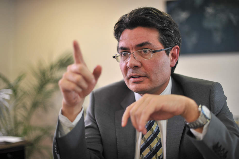 El ahorro será de $292.000 millones en tratamientos contra la hepatitis C: Minsalud