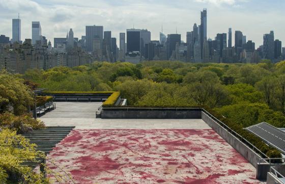 El Museo Metropolitano de Nueva York se empapa de sangre