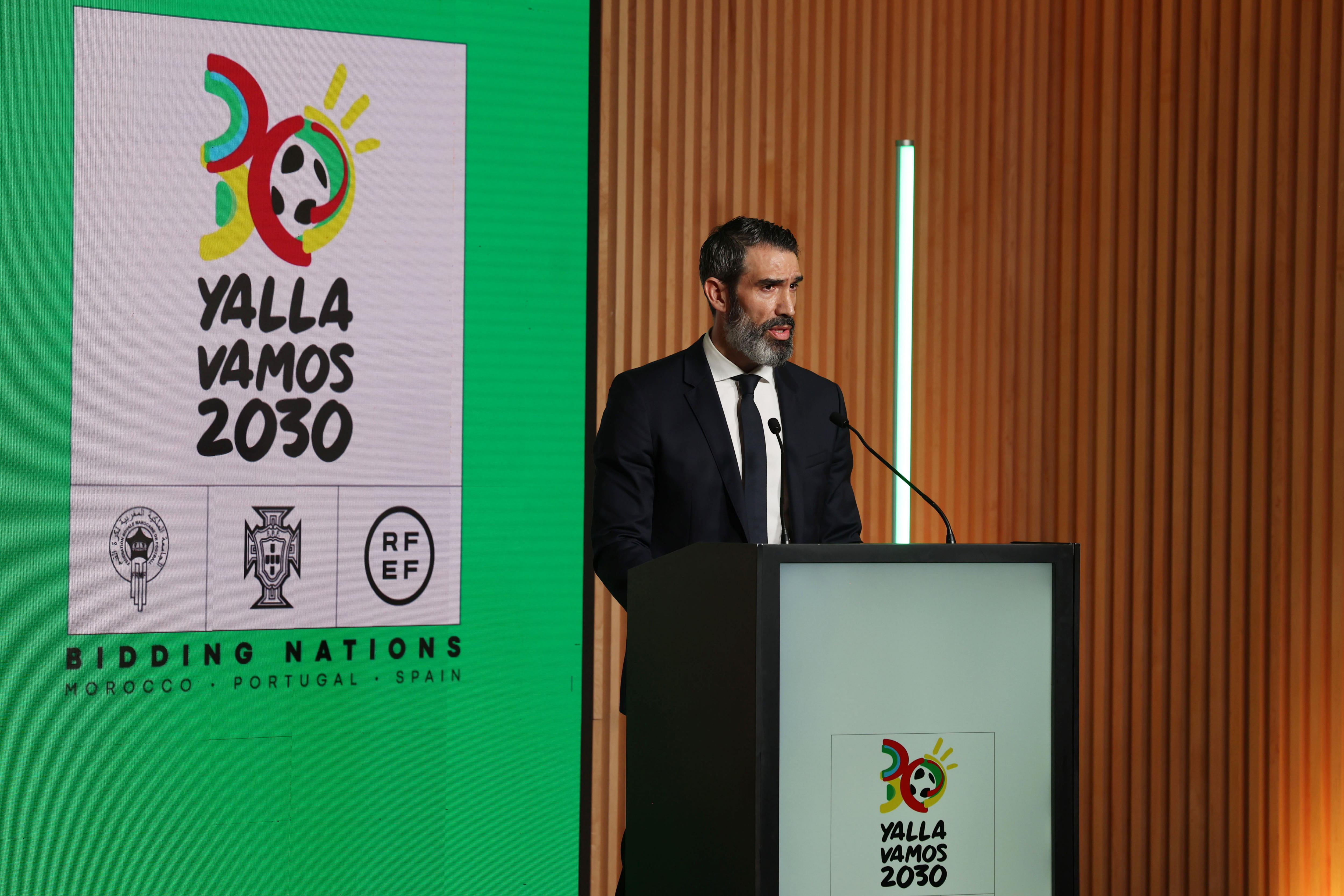 Lisboa (Portugal), 19/03/2024.- The president of the Spanish Soccer Federation, Fernando Sanz, speaks during an event where the logo and video for the Morocco–Portugal–Spain 2030 FIFA World Cup bid were presented, in Oeiras, Portugal, 19 March 2024. (Mundial de Fútbol, Marruecos, España) EFE/EPA/JOSE SENA GOULAO