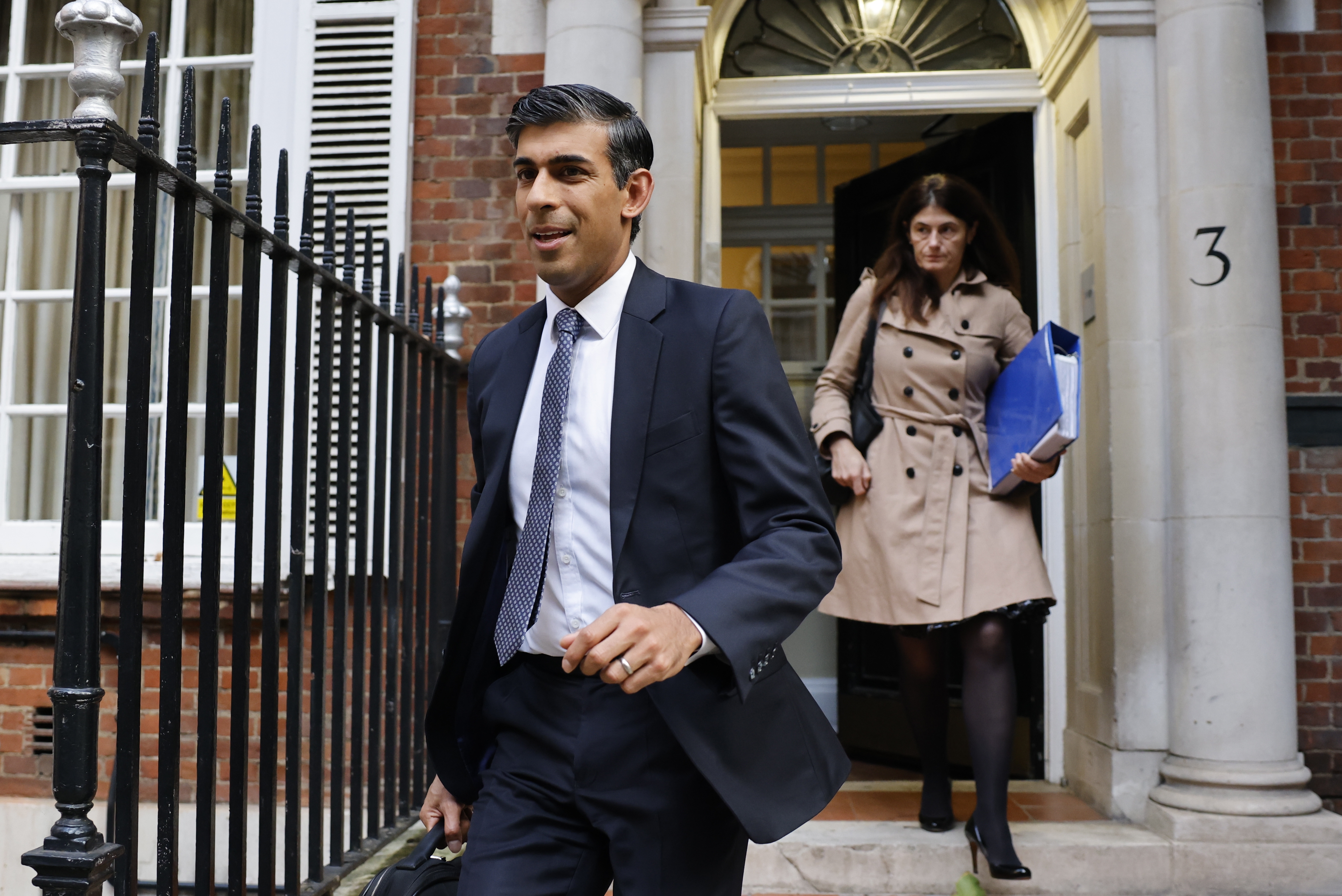 Mordaunt renunció y el próximo primer ministro del Reino Unido será Rishi Sunak