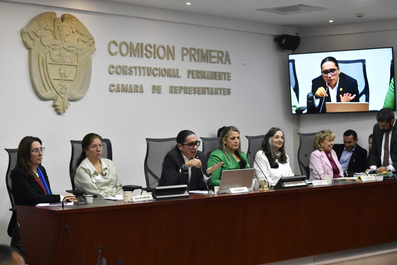 Centro Carter y MOE advierten que no se puede validar la elección de Maduro por fraude