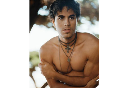 Enrique Iglesias el exhibicionista
