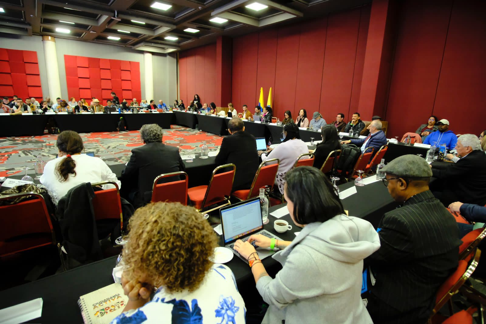 Diálogos con ELN: las claves del primer encuentro de participación de la sociedad