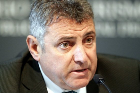 Nuevo presidente de Conmebol dice que trabajará para dirigir dinero «a donde tiene que ir»