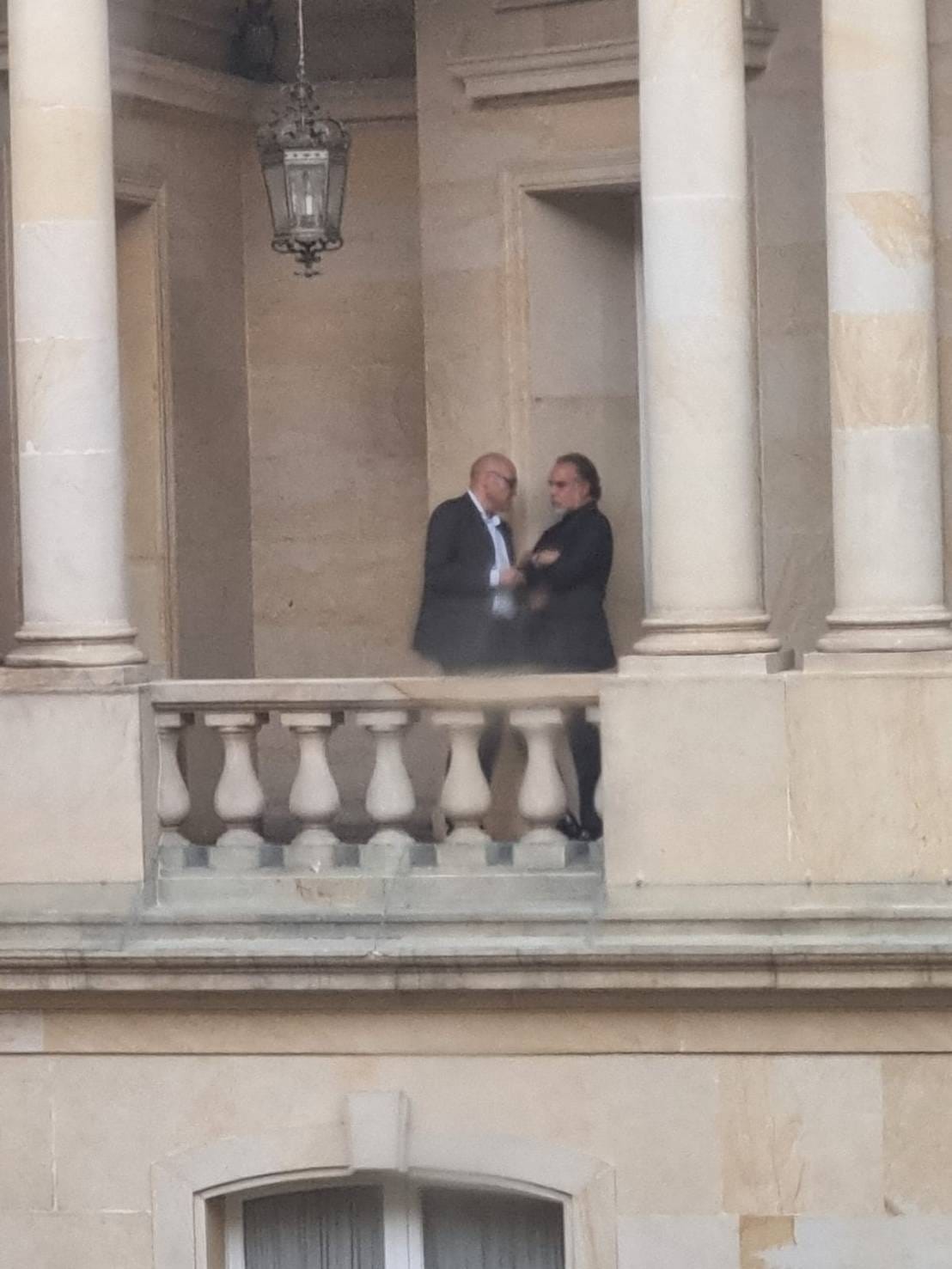 Según el director de la UNP, Benedetti y Vendrell estaban reunidos antes del consejo de ministros televisado.