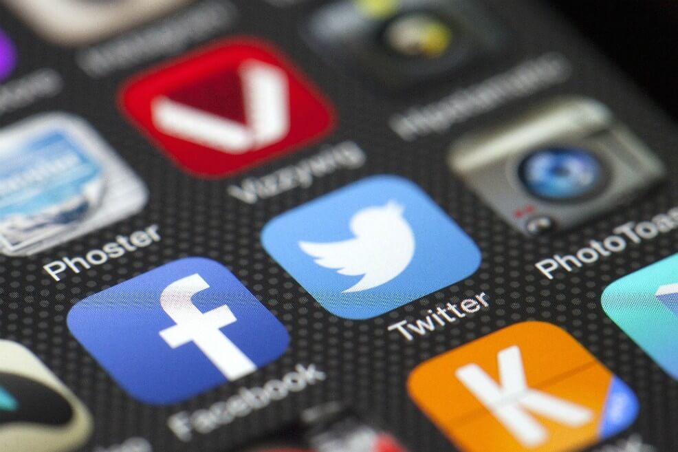 Twitter admite que recolectó y compartió datos sin saberlo