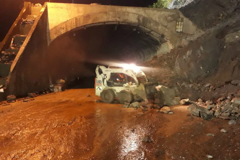 Nuevo cierre en la vía Bogotá – Villavicencio tras deslizamientos de tierra