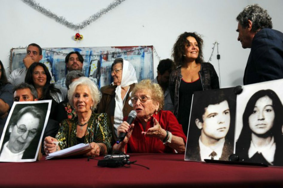 Líder de Abuelas de Plaza de Mayo recupera a su nieto que fue robado en la dictadura