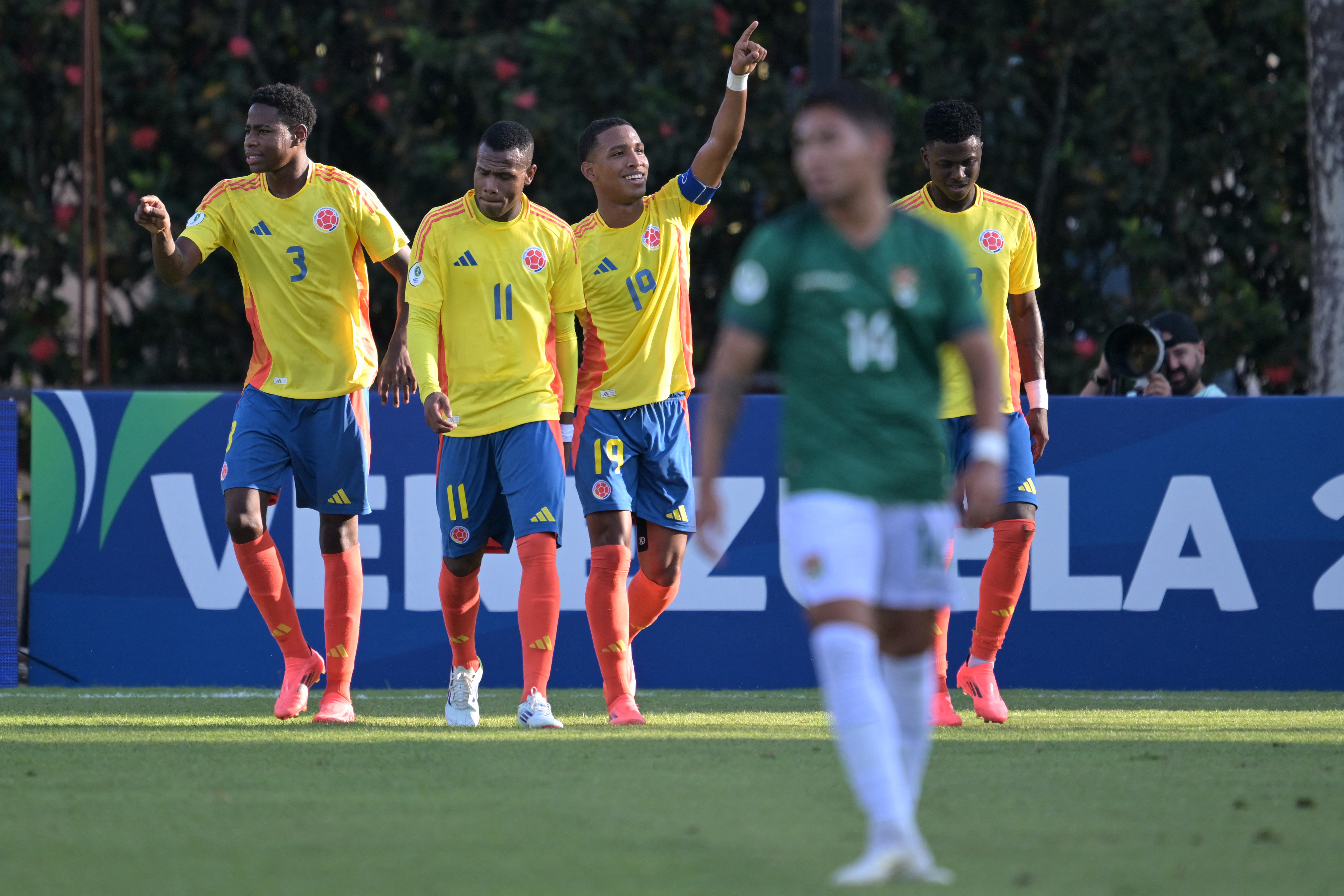 Colombia celebra su triunfo contra Bolivia.