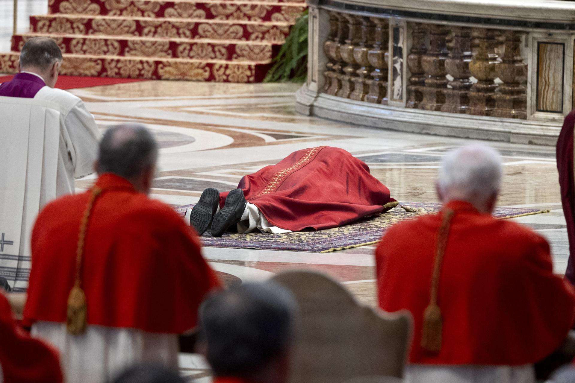 El primer viacrucis de León XIV: Una reflexión desde Tierra Santa sobre la guerra y poder