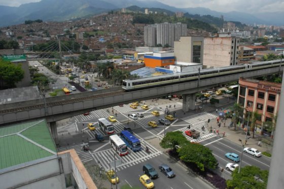 Nueva medida de pico y placa en el Valle de Aburrá comenzó a regir este lunes