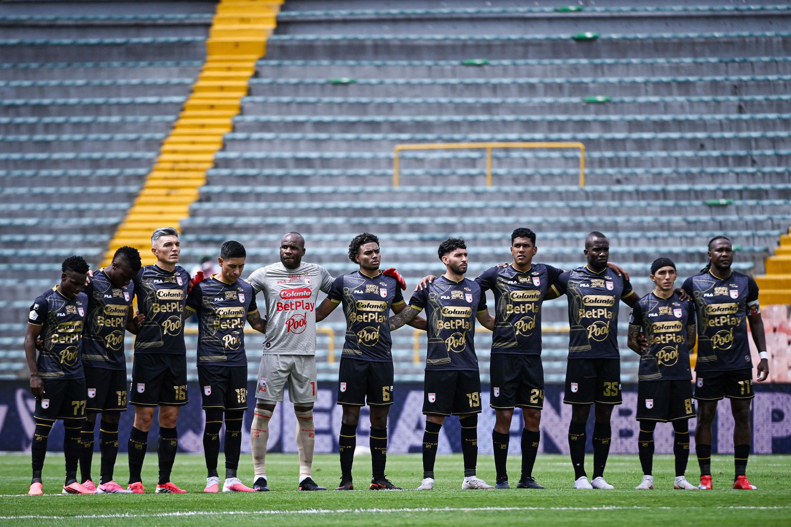 Empiezan los octavos de la Sudamericana con Santa Fe vs. River como el plato fuerte