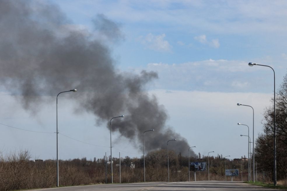 Guerra en Ucrania: Kiev ataca Crimea mientras Moscú desmiente la ofensiva
