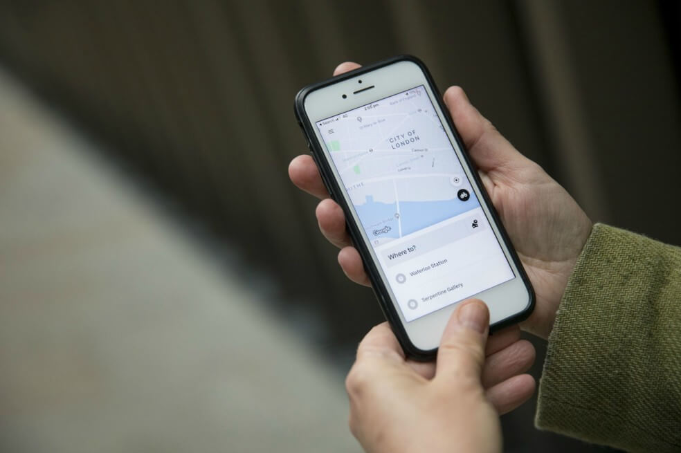 “El Gobierno prefirió proteger los monopolios”, y otras reacciones sobre la salida de Uber de Colombia