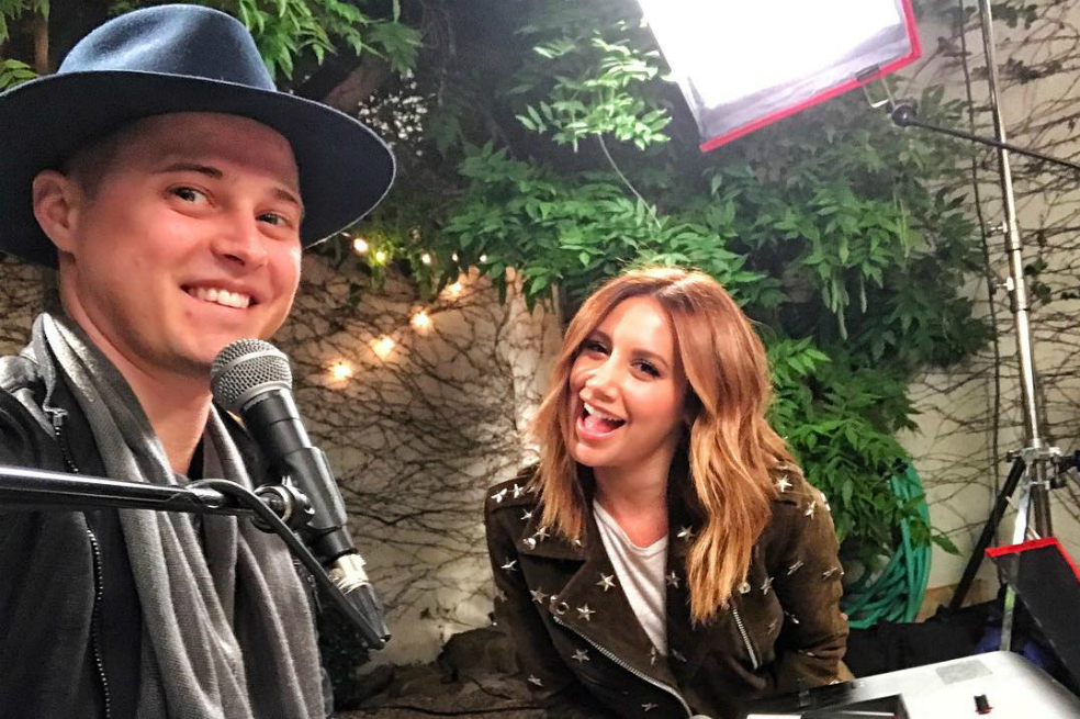 El emotivo reencuentro de los hermanos Evans, de High School Musical