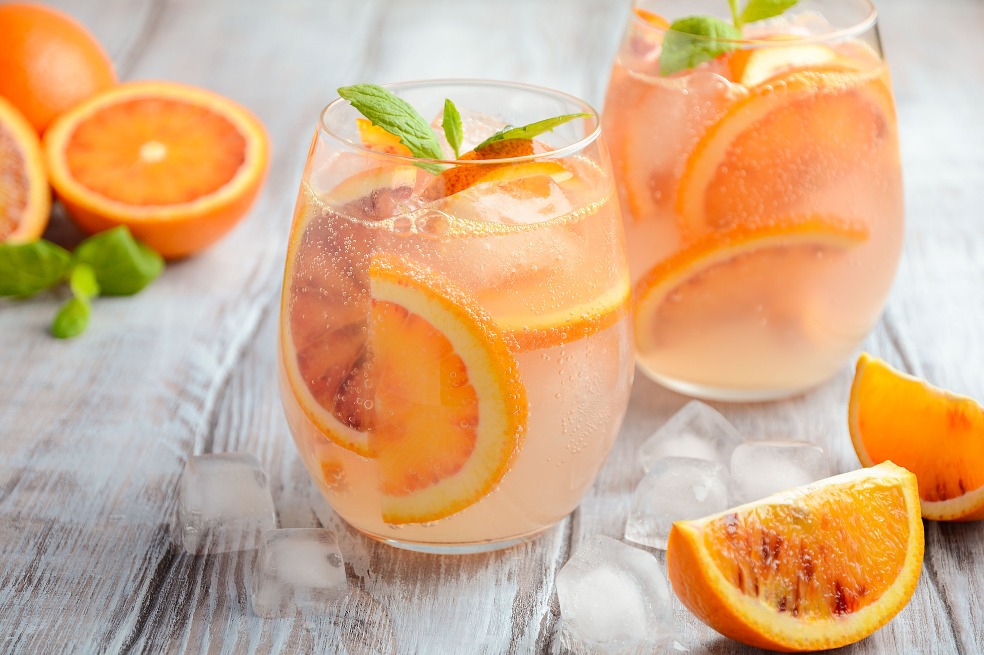Cócteles con whisky: 2 preparaciones para acompañar una tarde de amigos