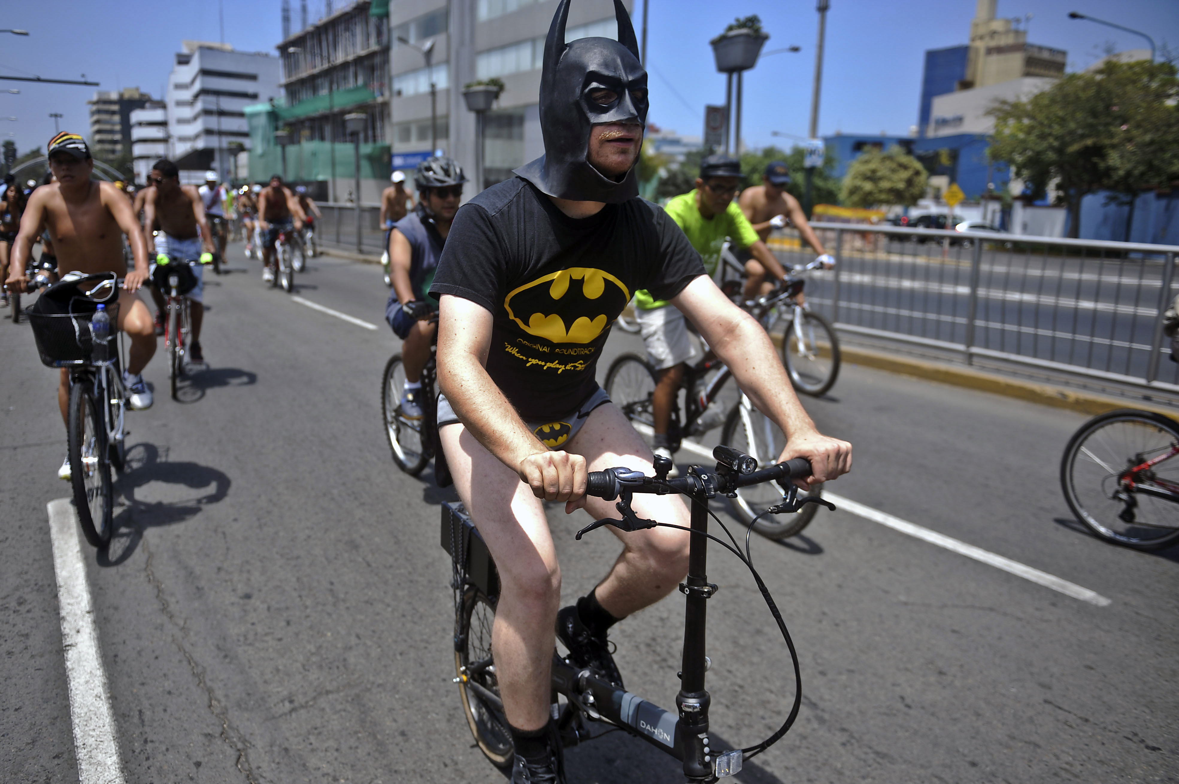 Desnudos por los derechos de los ciclistas