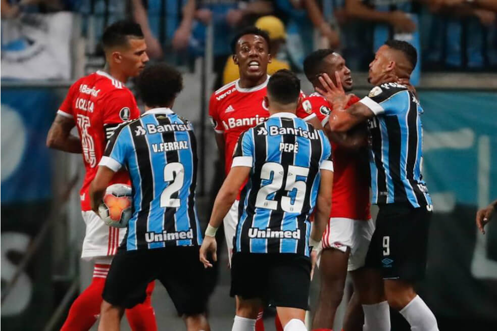 Gremio e Inter empatan 0-0 en un clásico que tuvo ocho expulsados