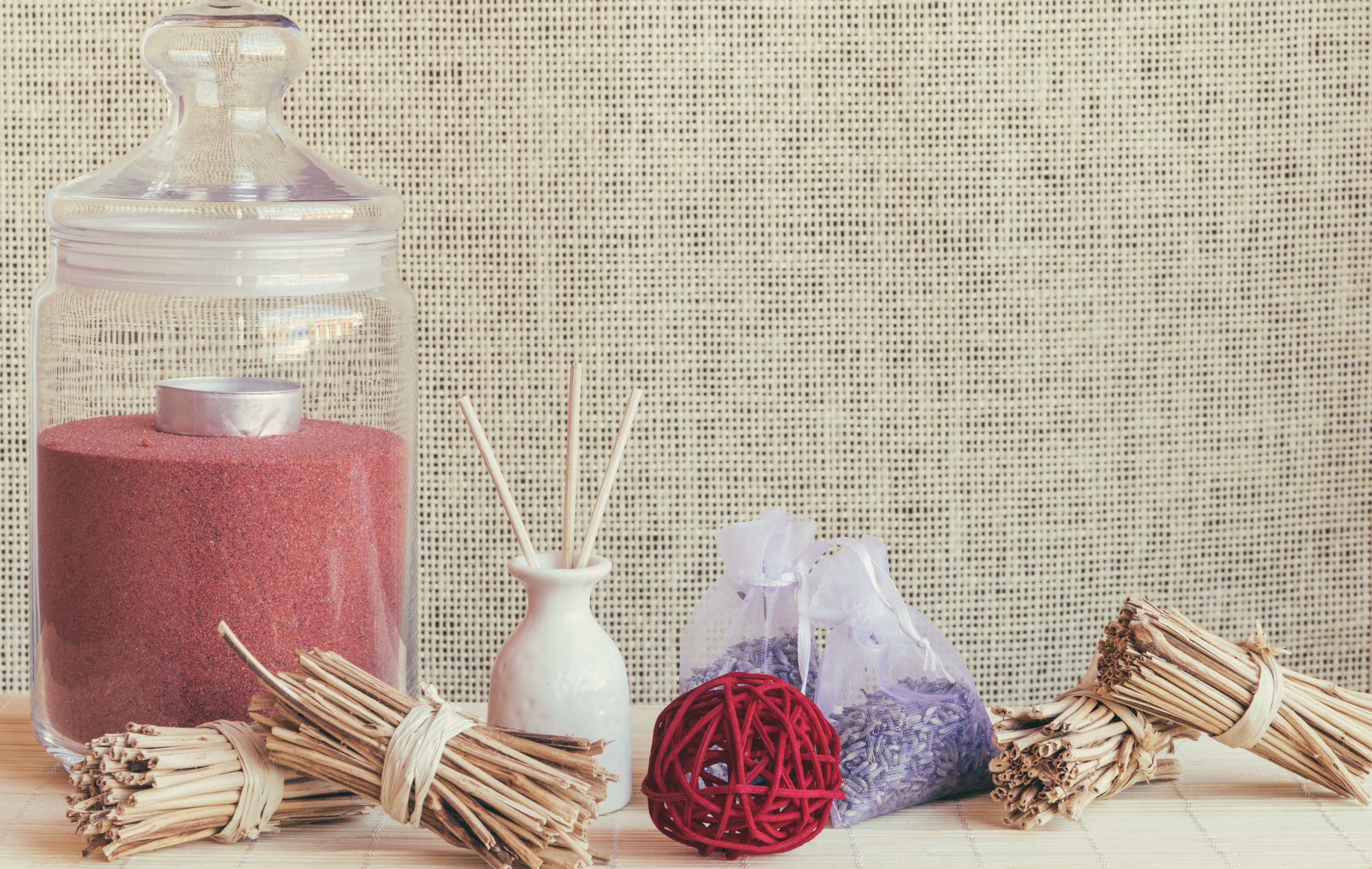 Trucos para crear aromatizantes caseros: tu casa se sentirá como hotel 5 estrellas