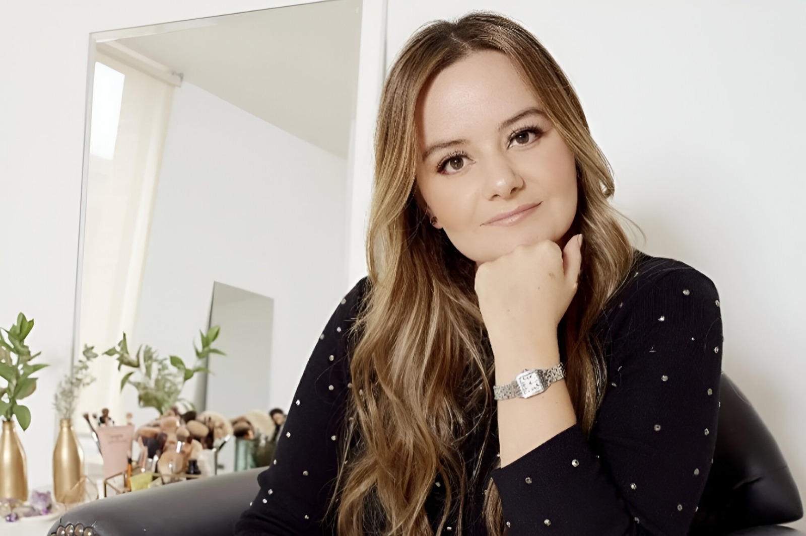 La diseñadora que creó en Colombia una marca de maquillaje y cuidado de la piel