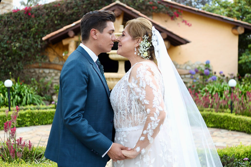 JIM Y ALINA