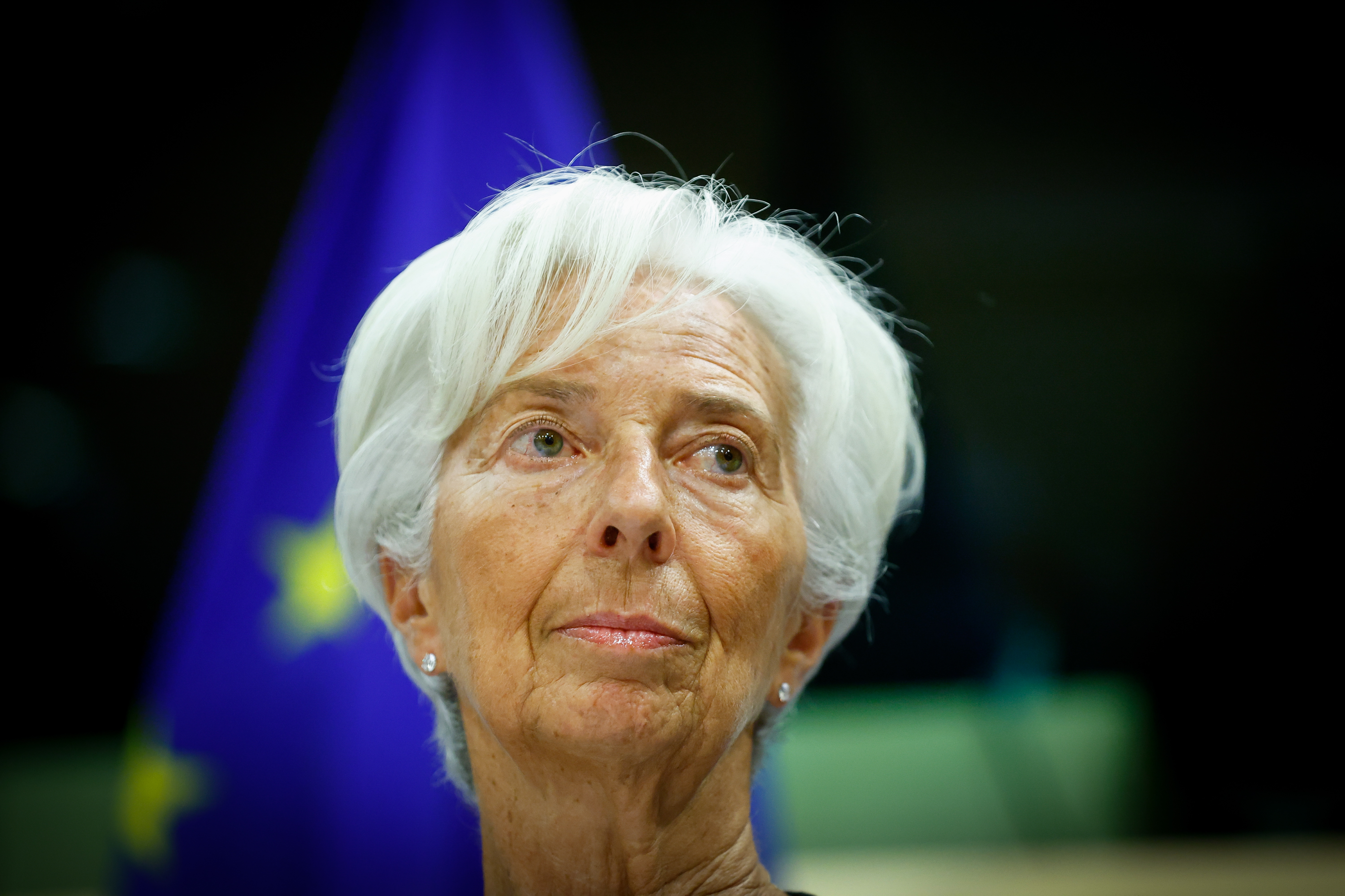 El BCE sube medio punto los tipos de interés para contener la inflación