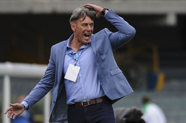 Jorge Vivaldo no es más el entrenador del Atlético Huila