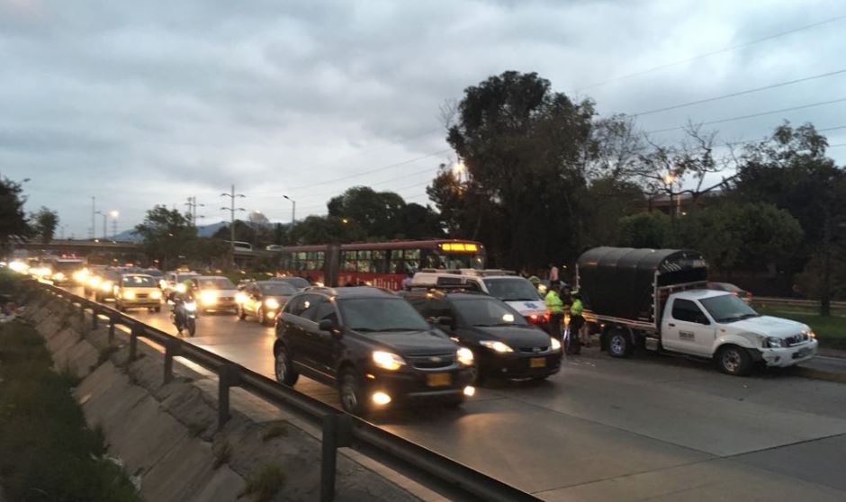Accidente de tránsito tiene colapsada la movilidad en el norte de Bogotá