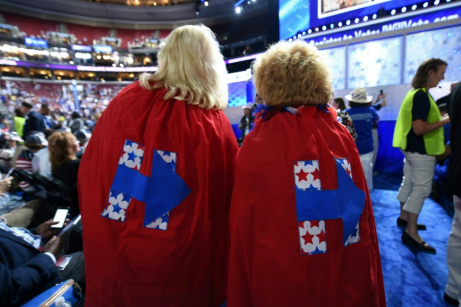 Demócratas inician votación para nominar a Hillary Clinton como su candidata presidencial