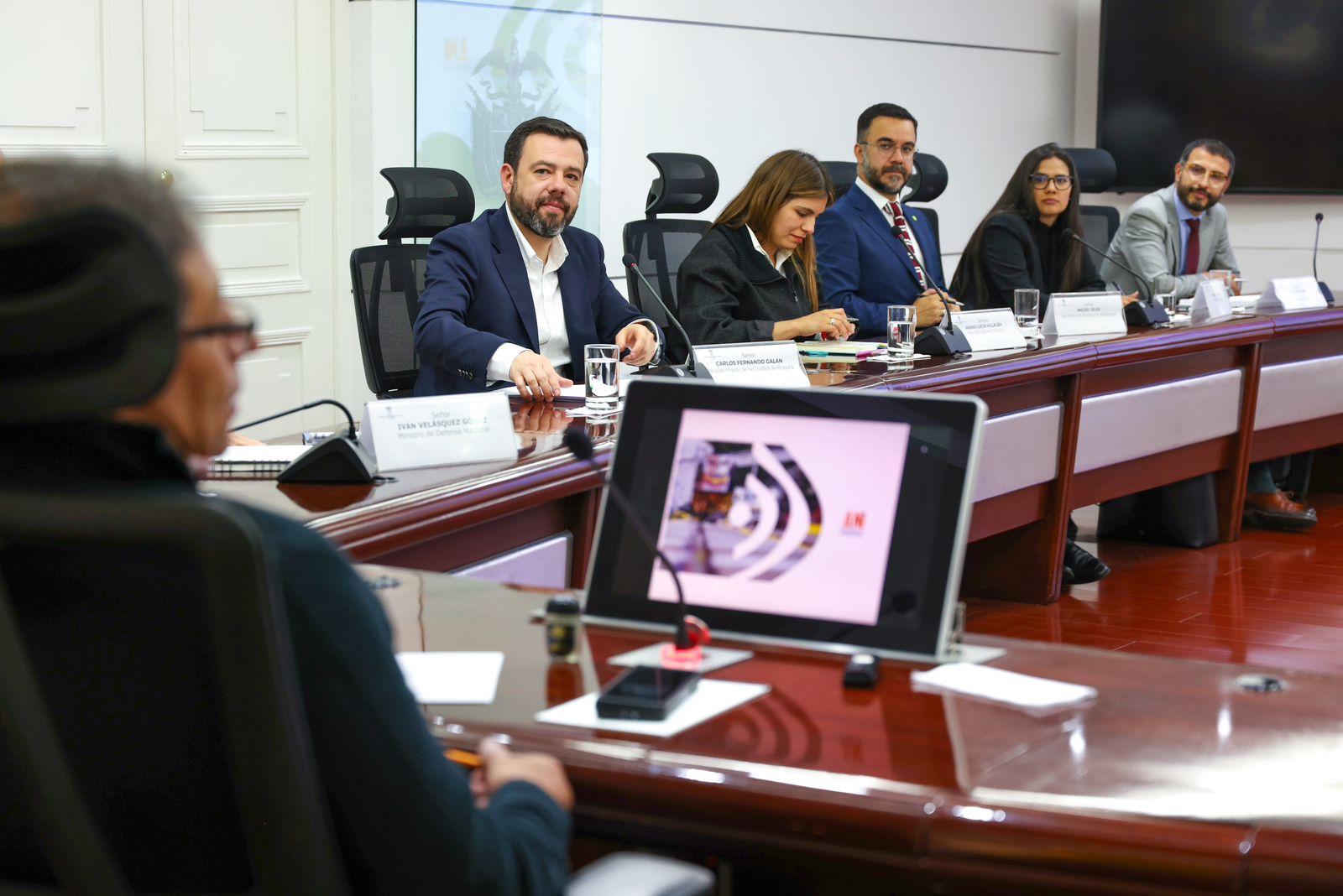 Detalles de la primera reunión de Galán con Petro: temas metro y ALO Norte en la mesa