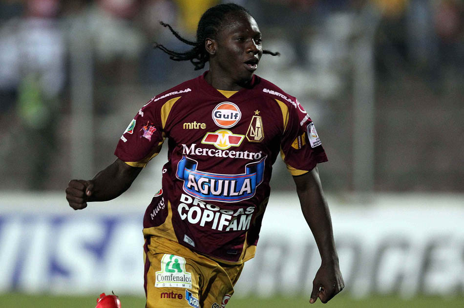 Tolima derrotó a Santa Fe 2-0 en el partido de ida por la final de Copa