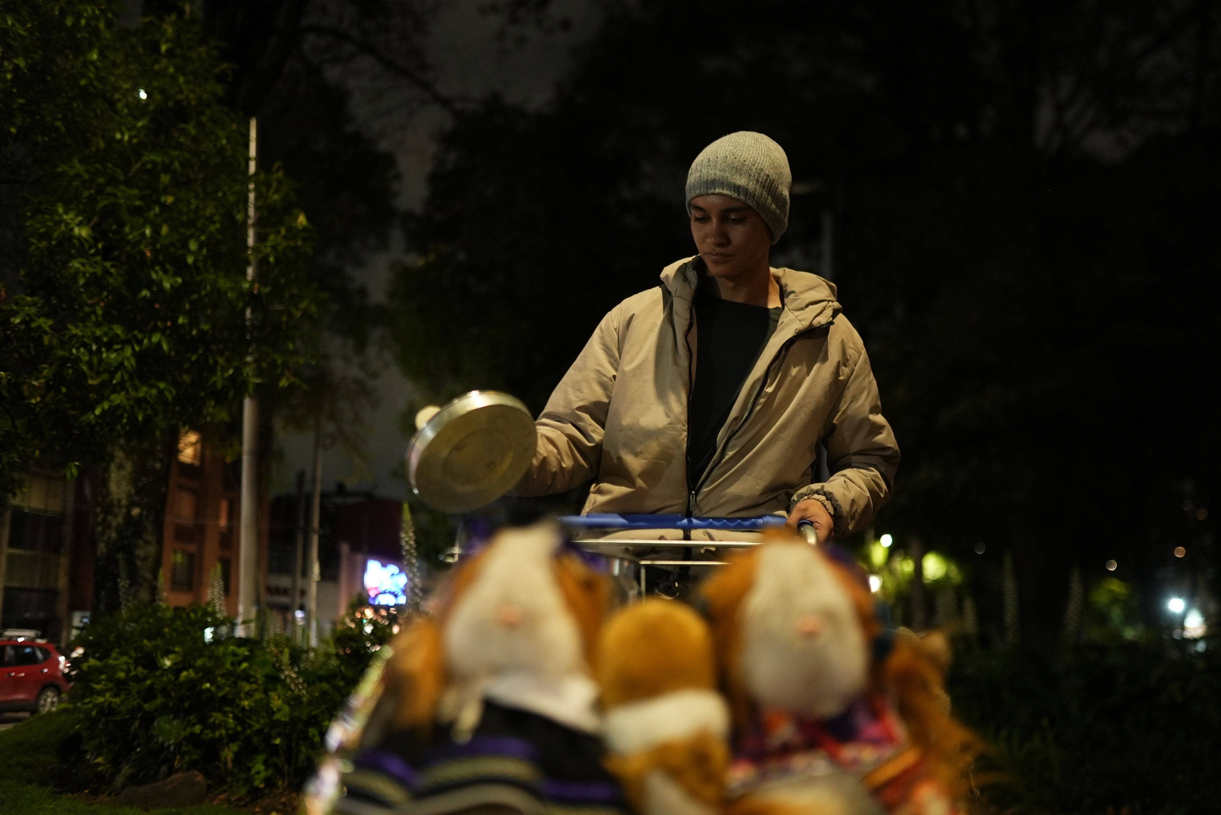 Un hervido nariñense en Bogotá: cómo una familia volvió comunidad un rincón del Parkway