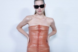 Minifaldas y ropa para el calor, la apuesta de Courrèges en Paris Fashion Week