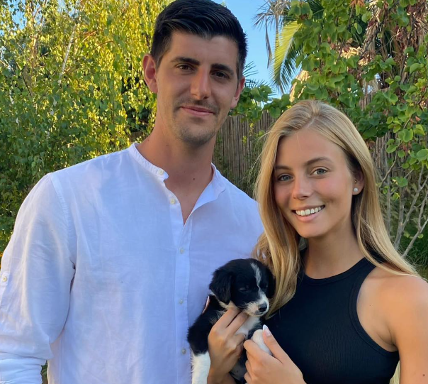 Shelby, Yosie y las otras mascotas de la familia de Thibaut Courtois