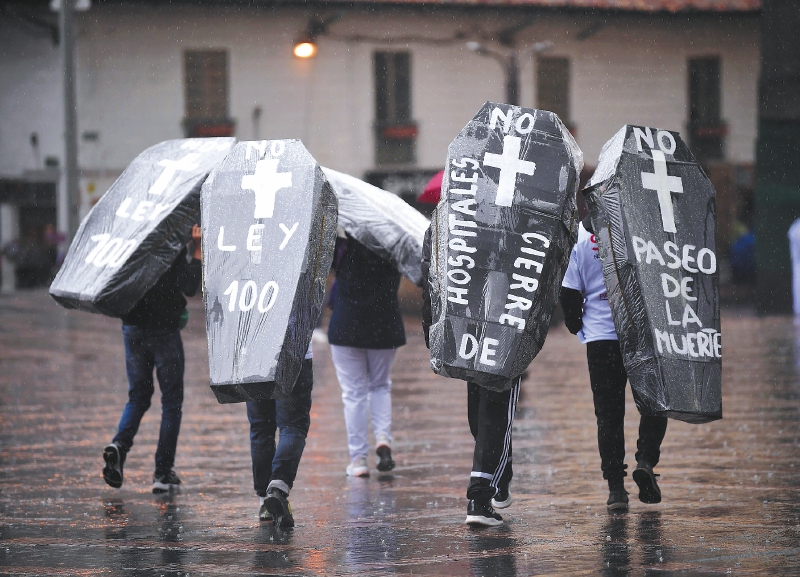 La lluvia frenó el ímpetu del arranque de la nueva jornada de protestas en el país.