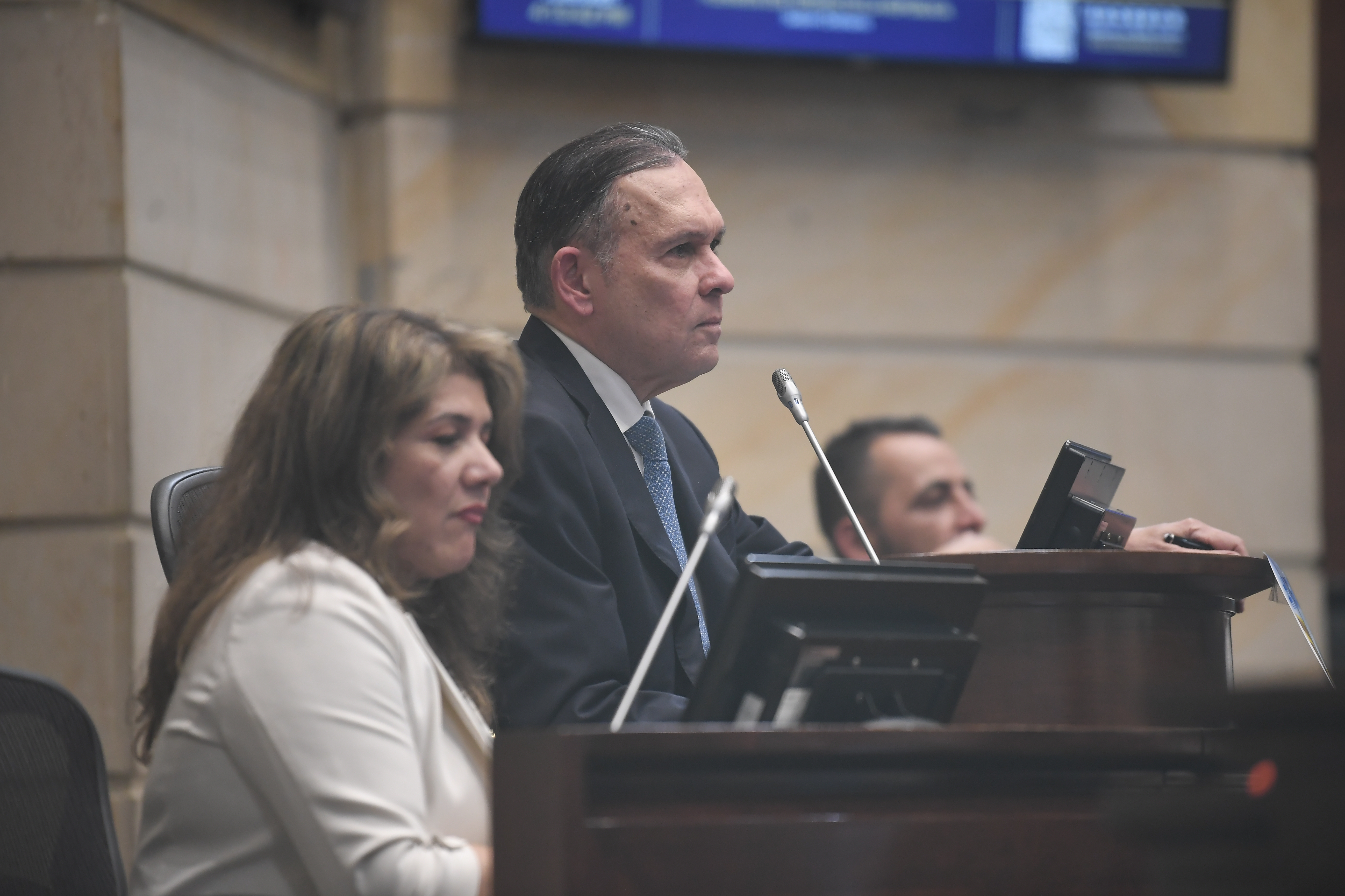 Senado ya designó a sus conciliadores en la laboral de Petro; se vota el viernes