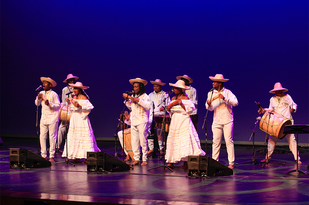 Lanzamiento del festival de musica del pacifico Petronio Alvarez lugar teatro mayor