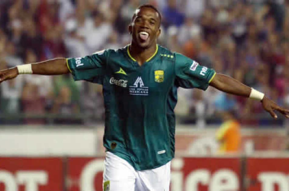 Burbano impulsó la victoria de León ante las Chivas en el Apertura mexicano