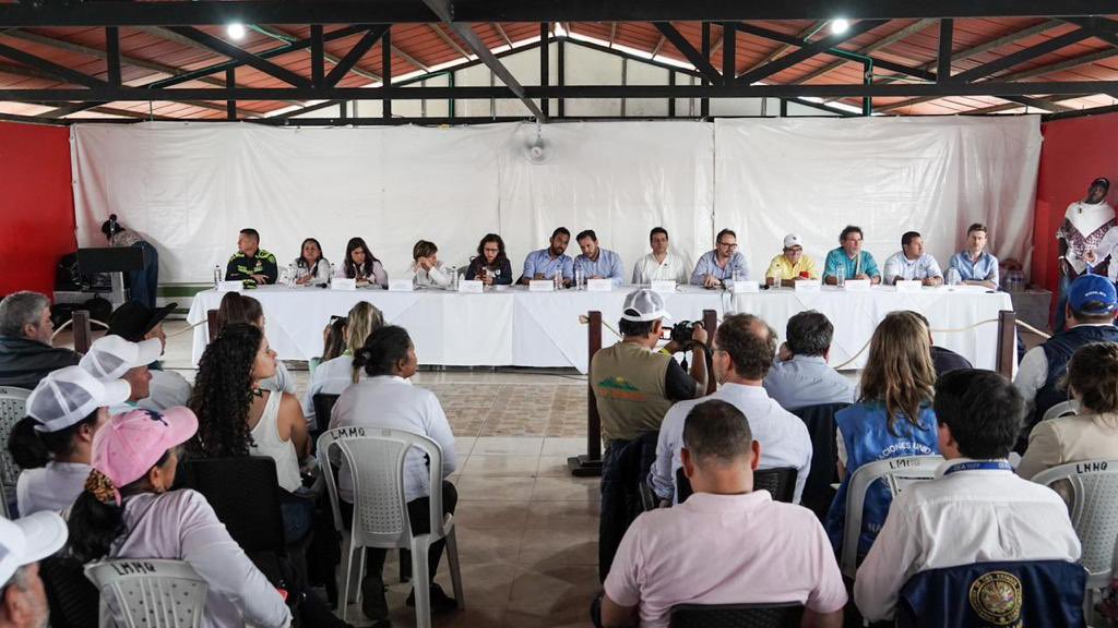Instalación del PMUV en Mesetas debido a los problemas de seguridad que enfrentan las 200 familias que viven en el ETCR de Mariana Páez.