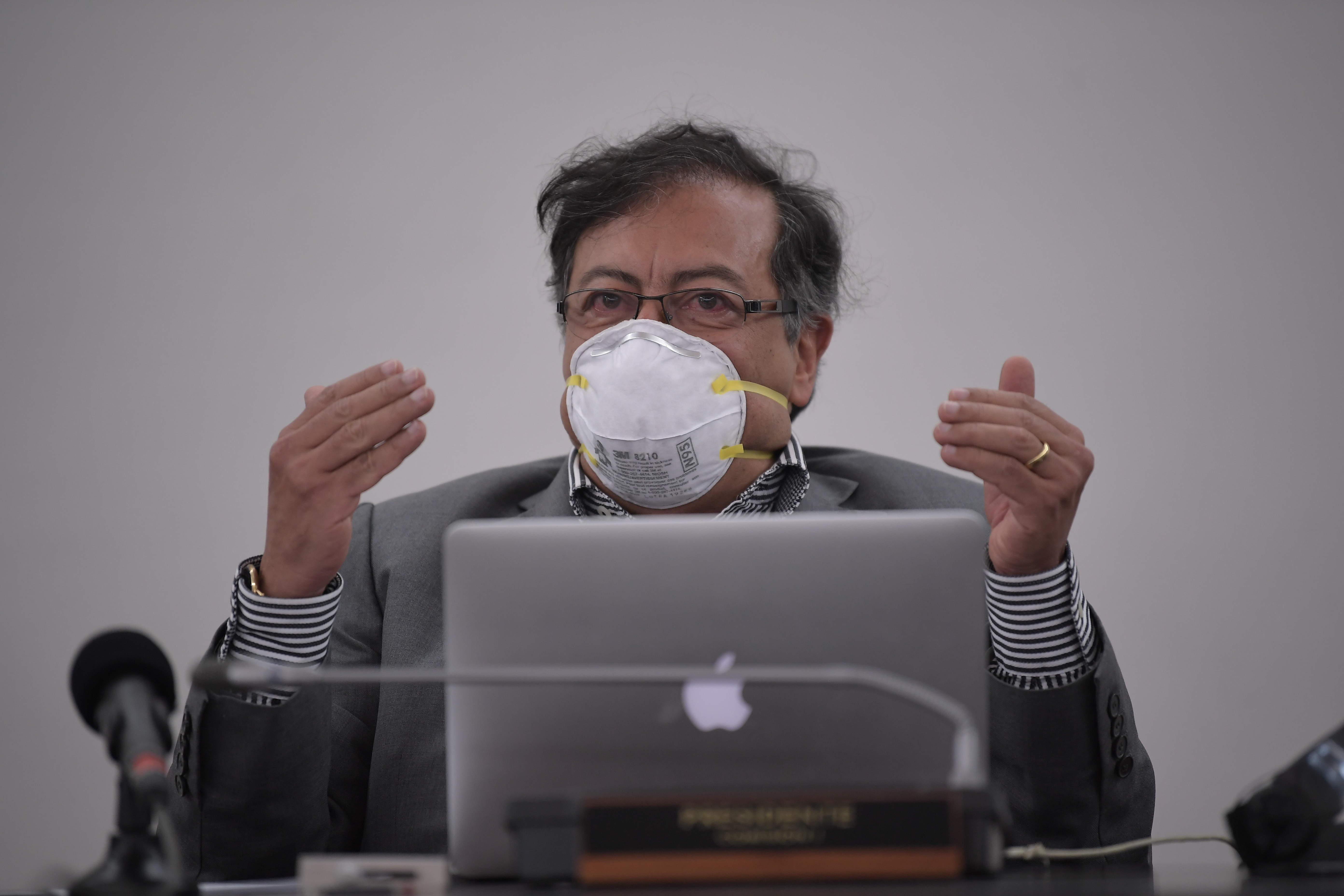Senador de la República, en primer debate de control político sobre la demolición del Hospital San Juan de Dios, de manera semipresencial en la Comisión Primera de Senado en la nueva legislatura.