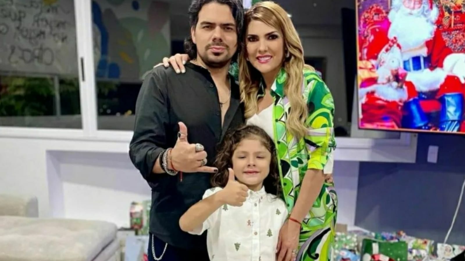 Alejandro Aguilar, Ana Karina Soto y Dante.