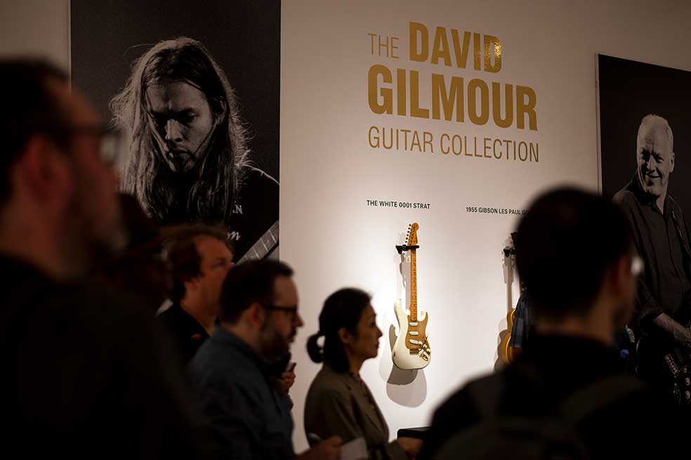David Gilmour, de Pink Floyd, subasta 126 guitarras con fines benéficos
