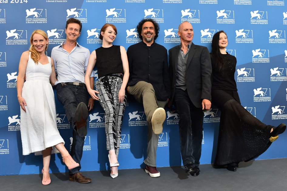 Alejandro González se lleva los aplausos en Venecia con «Birdman»