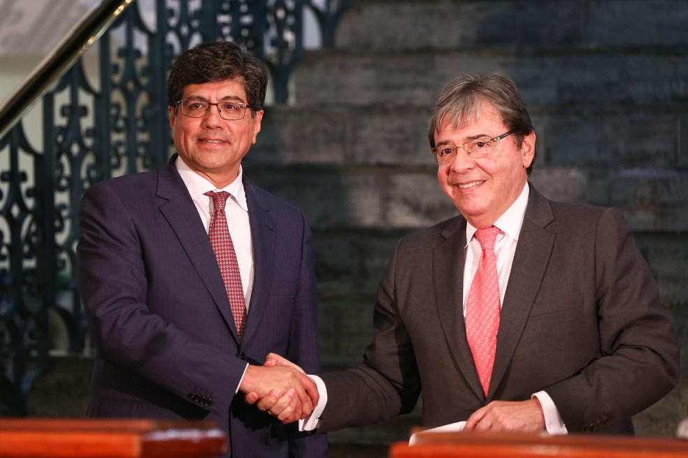 Ecuador respalda la decisión de Duque de desconocer los protocolos