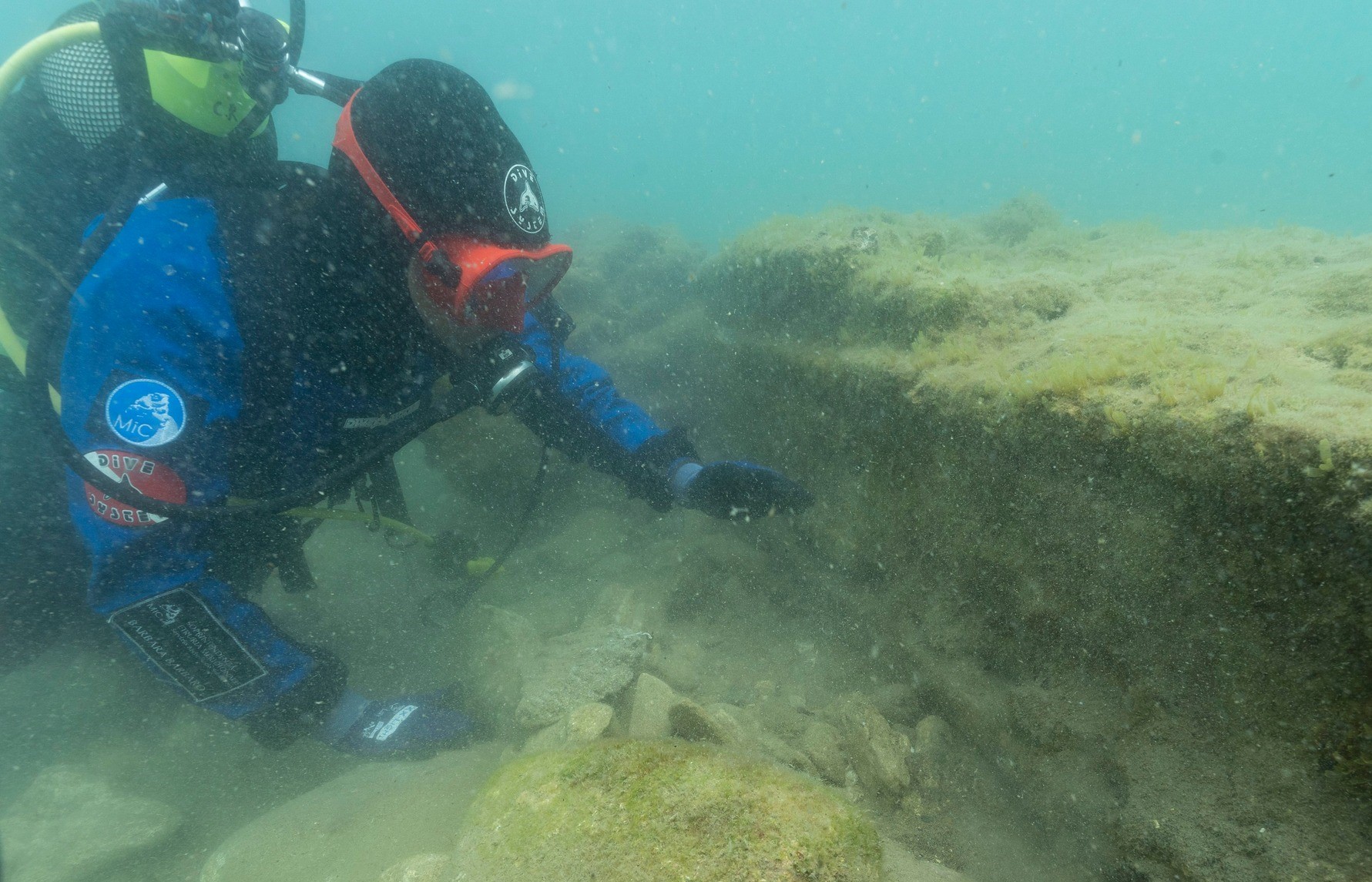 Encuentran estatuilla de 3.000 años de antigüedad que aún tiene las huellas de su creador